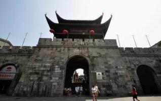 Explore Hunan's Ancient Architecture tour 