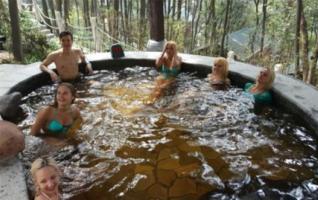 Enjoy Hot Springs in Zhangjiajie